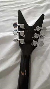 1982 Dean Baby Flying V Guitar USA. We buy guitars www.compassionatebuyers.com #gibsonflyingv #evh