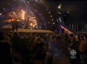 15K views · 316 reactions | Foo Fighters (Overdrive) 2002 | Seattle Sound 90's | Facebook