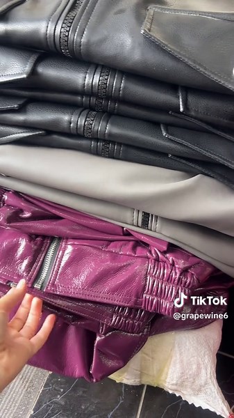 Stylish Unisex Leather Jackets in Taunggyi