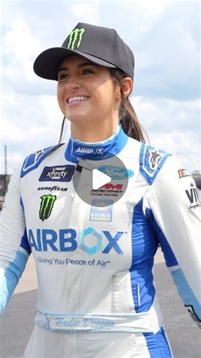 Hailie Deegan on Instagram: "@monsterenergy @fordperformance"