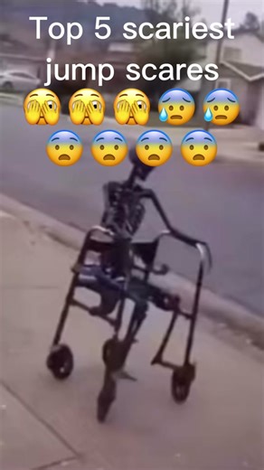 Scariest jump scare 😰😰😨😨#fyp #fypシ #scary #meme #roblox #slender