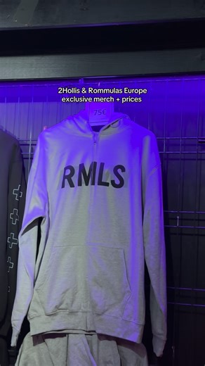 2hollis Content/News on Instagram: "2hollis & rommulas Europe exclusive merch via 2hollisstar tiktok #2hollisstartourmerch #2hollisstartourmercheu #2hollis #rommulas #rommulasmerch #2hollismerch"
