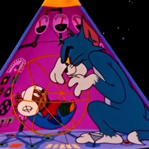 Someone shoot Jerry with his gun: Jerry packing his bags😂😂😂😂😂😂😂😂😂😂😂😂😂😂😂 . . . . . #tomandjerrychallenge #tomandjerryfunny #tomandjerrymemes #tomandjerrylover #comedy #TomAndJerryForever #adventure #tomjerry #animation #funny | Cartoon Trendy Fame