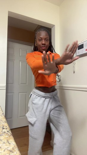 🤍333🐚🪽 (@j.realz)’s videos with Shake Dat - Chief Keef & Mustard