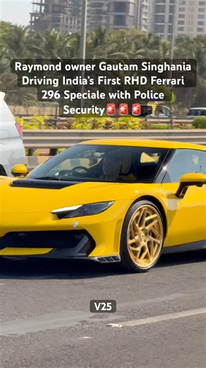 Gautam Singhania Driving Ferrari🚨#gautamsinghania #raymond #ferrari #billionaire #shorts #viral