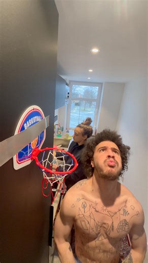 I’m pro player no mk 🤷🏻‍♂️🏀🔥🦾 #minihoop #basketballball #basketballball #nba #baskball #funny
