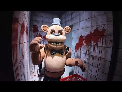 Five Nights At Freddy's Haunted House | AMAZING Animatronics! - Universal Studios 2025