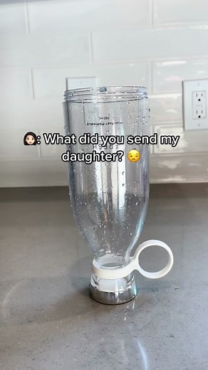 What should I make next? Comment below. Link in bio to shop the rapid blends blender ✨🥳 #strawberry #blueberries #milkshake #blender #almondmilk #healthyrecipes #healthyliving #smoothie #acaibowl #smoothiebowl #smoothies #rapidblends #blueberrytiktok #tiktokmademebuyit