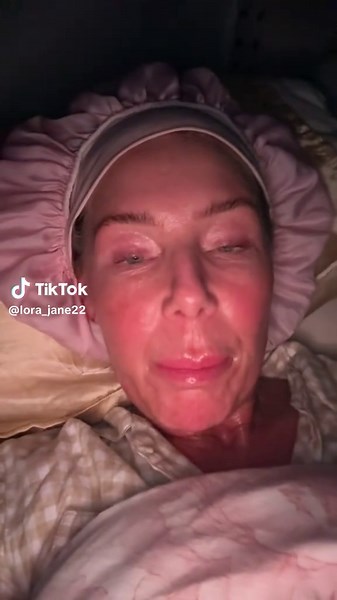 Oiled up lecky blanket full pelt 🥰 4 hours sleep the rest is broken 🫤 #fyp #electricblanket #bedtime #perimenopause #nosleep