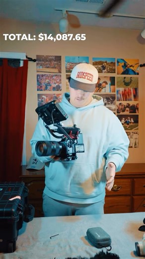 Tanner Jones on Instagram: "A Look Into My Gear • #gear #videography #video #media #ohio • Do you guys want a link tree to every piece of gear in my setup?"