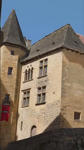 🏰 Sarlat – France’s Medieval Jewel Unveiled! ✨