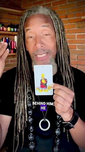Four of Pentacles | 78 Cards with Papawitch