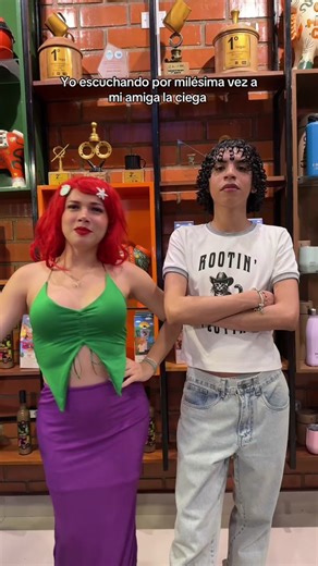 Bailes y Disfraces en TikTok: Mujeres en Acción