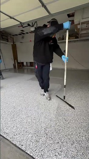 DIY Flake Epoxy Flooring Technique #flakedepoxy #diyflooring