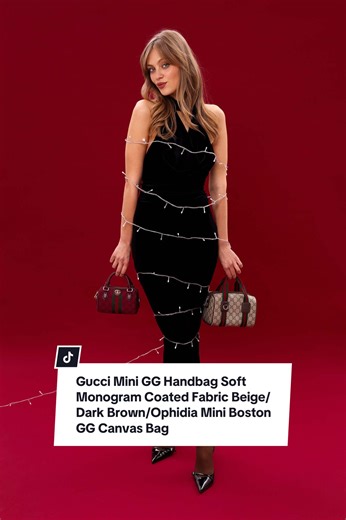 Gucci Mini GG Handbag Soft Monogram Coated Fabric Beige/Dark Brown/Ophidia Mini Boston GG Canvas Bag Rosso Ancora Red Сумка Mini GG, натхненна класичним дафлом Gucci, переосмислює подорожню спадщину бренду через поєднання елегантного дизайну та м’якої парусини. Модель вирізняється фірмовим візерунком GG, шкіряними деталями та світло-золотою фурнітурою. Підкладка — з бавовни та льону. Компактний розмір ідеально підходить для iPhone Pro Max/Plus, AirPods, гаманця й помади. ❯ IDEALISM.COM.UA ❯ Київ