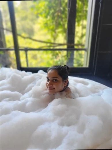 It's me Bunny 🐇 (@bunnyitsm)’s videos with original sound - M I S T R E E