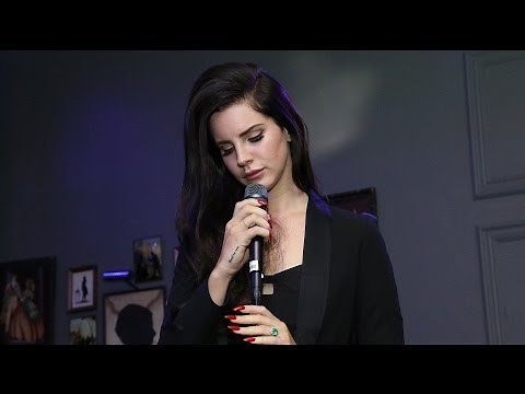 Lana Del Rey Says She Wishes She Were Dead