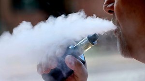 Vaping-related illnesses over 1,000 in U.S.