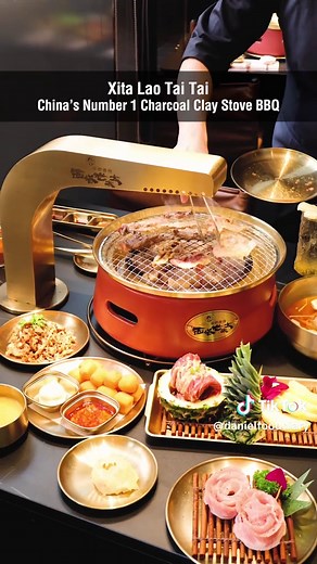 NEW & Trending restaurants at Bugis Think famous fried chicken, inexpensive sourdough pizza, juicy Shanghai buns, and DIY clay stove BBQ all in one place. #bugis #bugisplus #bugistiktok #sgfoodies #sgfood #sgrestaurant #danielfooddiary