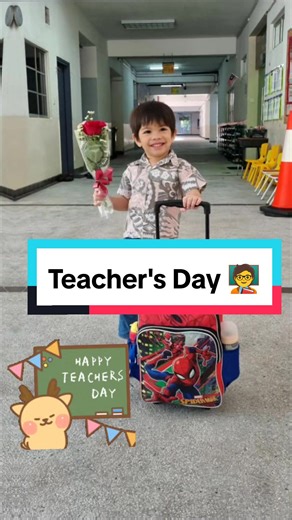 #fyp #happyteachersday Sambutan hari guru untuk Mikael dekat sekolah. Bukan main lg bg rose dkt aunty dier... 🌹😅