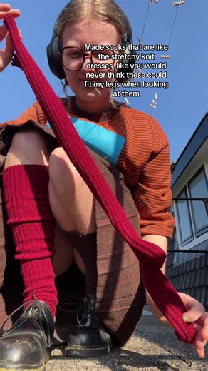 Creating Stylish Socks with a Knitting Machine