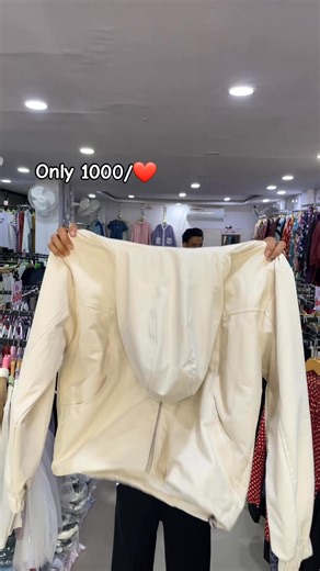 29K views · 677 reactions | #4006008001000only #dhangadhimuser #goviral #unfrezzmyaccount #trendingsong | 400 600 800 & 1000 only | Facebook