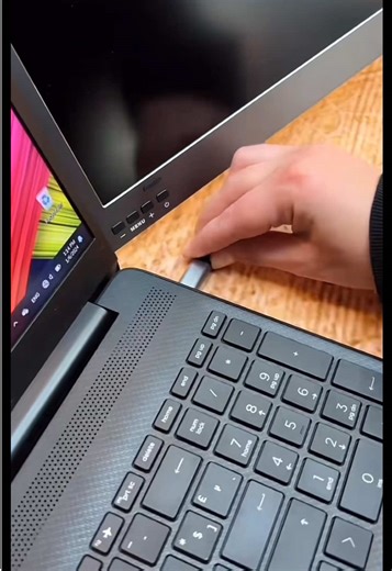Enhance your multitasking setup with the Allvia Laptop Triple Screen Extender two 14″ 1080p Full HD IPS panels with rich color (72% NTSC) and high contrast, perfect for extended display or mirror mode. Compatible across Windows, ChromeOS, Linux, and USB-C/HDMI laptops. Features include anti-flicker tech and Adaptive Sync (60 Hz) for smooth visuals without tearing. Ideal for boosting productivity up to 300% with efficient, laptop-powered plug-and-play convenience.