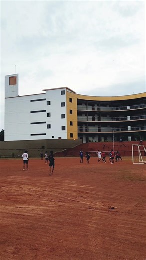 I chose to watch, not play #football #collegelife #shorts #memorablemoments