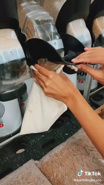 Love of Earth Co. (@loveofearthco) - Zero Waste Grocery Shopping Tips for an Eco-Friendly Lifestyle