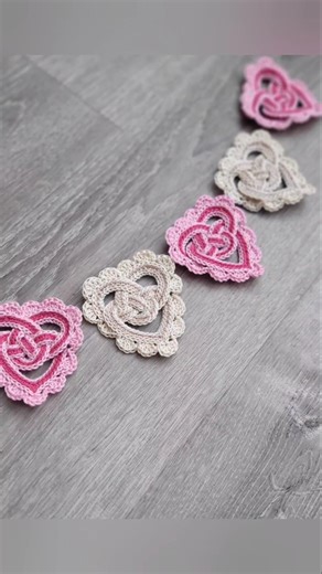 ❤️ Cute and sweet little Celtic crochet hearts!