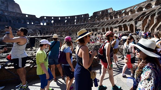 US tourist 'impaled while trying to take selfie at Colosseum in Rome'