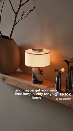 Elevate Your Space with the Auríe Lamp's Cozy Glow