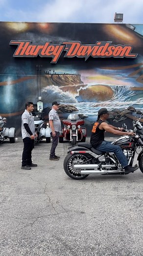 Ready to hop onto the Harley of your dreams? Come in, take a seat, and let’s turn your dream ride into a reality. ✨ With a HUGE selection of new and used motorcycles, we’ll help you find your perfect match! 🤝 . . . #harley #harleydavidson #harleydavidsonmotorcycles #harleydavidsondaily #harleydavidsonnation #harleydavidsonaddicts #harleydavidsonmotorcycle #motorcycle #motorcycles #motorcyclesofinstagram #motorcycleride #motorcyclist #motorcyclelife #motorcycletouring #motorcyclelove #motorcycle