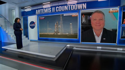 Retired astronaut describes what it’s like to launch into space ahead of NASA’s historic moon mission