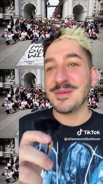 Make emo great again 🖤 #mychemicalromance #elderemo #theblackparade