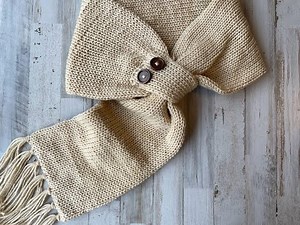 Circular Knitting Machine Button Scarf with Fringe