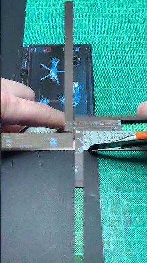 Base Militar Diorama: Pantalla Realista / Realistic Screen Effect