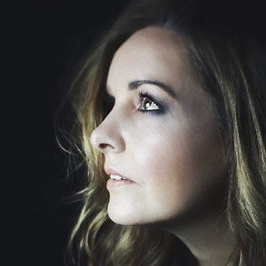 biografie · Audrey Gallagher · zangeres