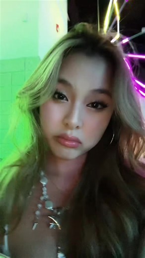 Chinese Girls Hair and Makeup Tips Based on Science