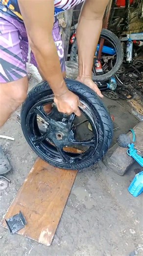 Vulcanizing shop tutorials #VulcanizingShop #fbreelstutorial #highlightseveryonefollowers | Inocencio D. Goc-ong Jr.