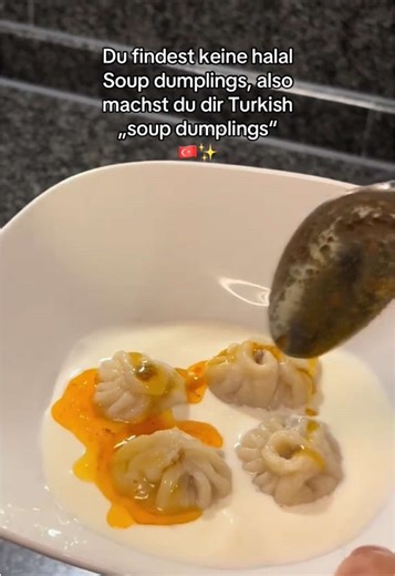 Die beste Alternative wenn man keine soup dumplings essen kann, weil sie immer mit Schwein sind hahah😔🥟💔 #soupdumplings #dumplings #manti #turkiye #asianfood