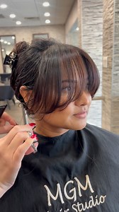 Easy curtain bangs tutorial 🤩 • • • • __________________________________________________ #hairtransformation #hairtutorial #tutorial #highlights #balayage #layers #instagood #fashion #love #reels #viral #bob #bobhaircut #shorthair #bangs #fyp #explore #explorepage #new #instadaily #hairbrained #new #bangs #flf #foryou @mgm_hairstudio | Amela Glavatovic