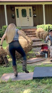 Learning dance steps with Zeb Ross part 2 ✌🏻 JCreekCloggers Thomas Maupin and Daniel Rothwell #clogging #buckdance #flatfoot #oldtime #Appalachian | Hillary Klug