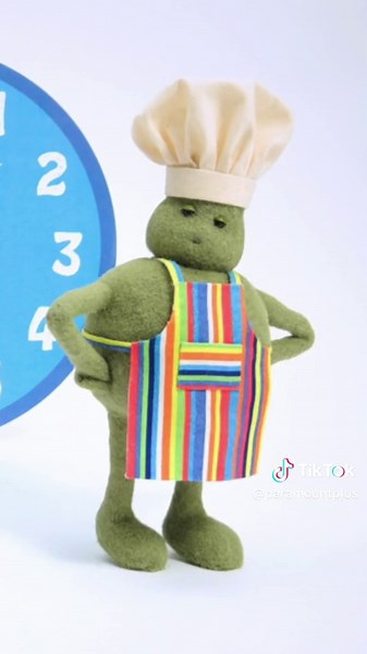 The moves? Impeccable. The food? Delicious. The chef? Tiny. #TheTinyChefShow #TinyChef Stream The Tiny Chef Show on Paramount ! 💚