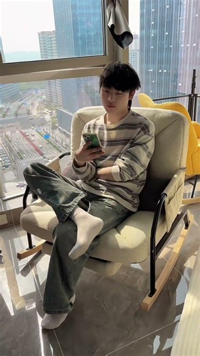 Sun-Kissed Serenity ☀️🕊️ The Ultimate Outdoor Rocking Experience #fyp #rockingchair