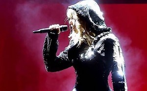 《reputation》演唱会 最全的第一现场实况 最大的彩蛋 持续更新...