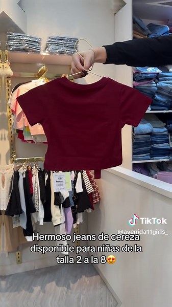 Miren esta hermosa combinación que hicimos😍💗✨ Jeans de cerezas acampanado desde la talla 2 a la 8✨ y blusa de 3 lazos desde la talla 2 a la 12✨💗 en 3 colores disponible!💗 Somos tienda física en Maracaibo de ropa para niñas en el centro comercial ciudad chinita planta alta Multitiendas shopping center local 08 y 26💗 WhatsApp: 04146748637 #fyp #parati #Ropadeniñasenmaracaibo #maracaibo