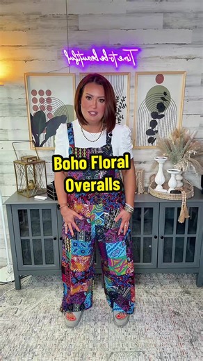 These overalls are SO dang good!! I love a busy print on anything like this and these are so perfect as a Spring transition piece! @TanmingFashion #overalls #overallsoutfits #bohovibe #tanmingfashion #ttsacl