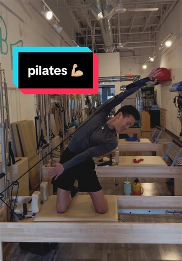 certified pilates instructor doing privates. constantly learning 💪🏼