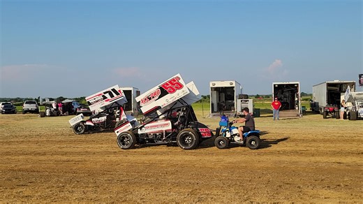 The Pits are stirring at Outlaw Motor Speedway. | American Sprint Car Series